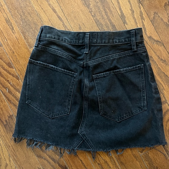 Distressed black denim AGOLDE mini skirt, size 25, high waisted - Picture 2 of 6
